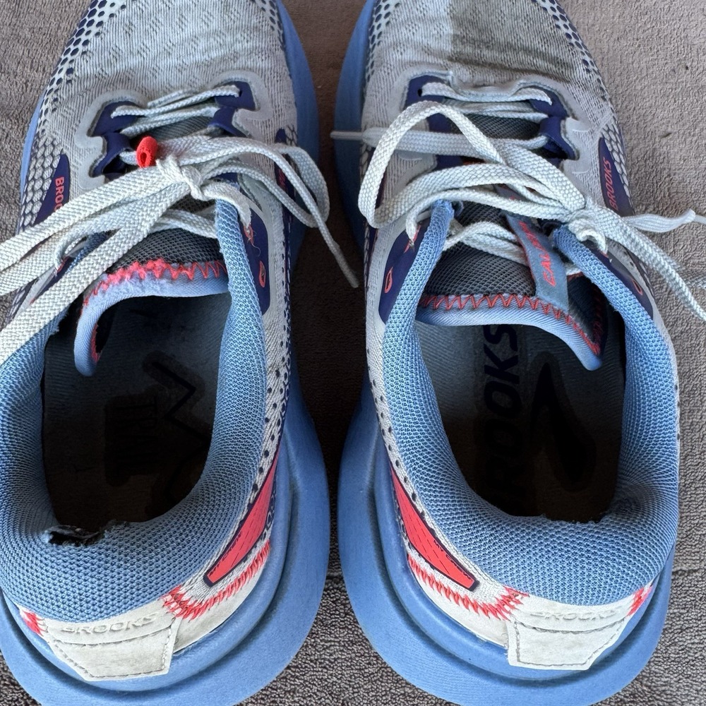 Size‎ 8 - Brooks Womens Caldera 6 Trail Shoes Blue Gray Red - Picture 9 of 15